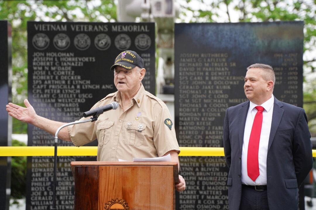 Wallkill Vietnam Veterans Memorial Wall Completed After 30 Years of Dedication