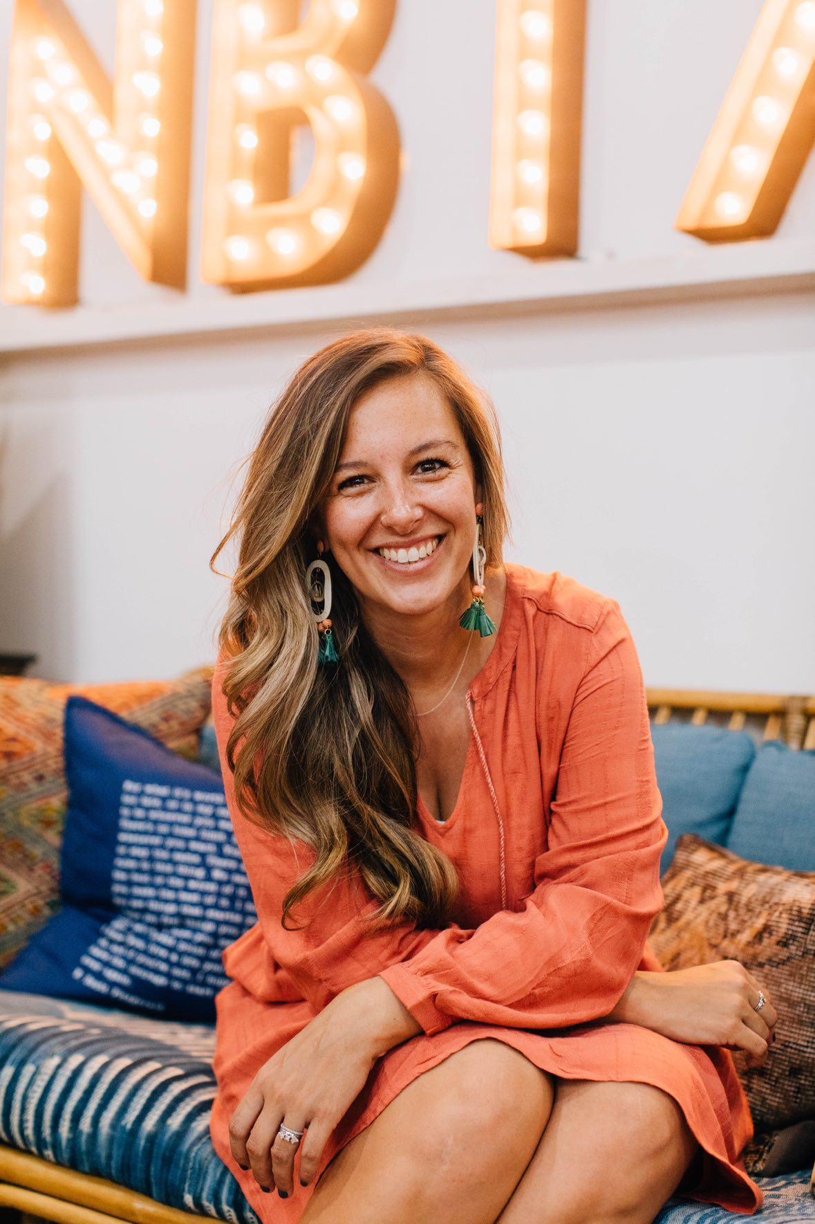 タプリー夫人は、子供たちを神を愛する「責任感のある、優しい大人」に育てることを信条としています。(ジャネット・タプリー提供)