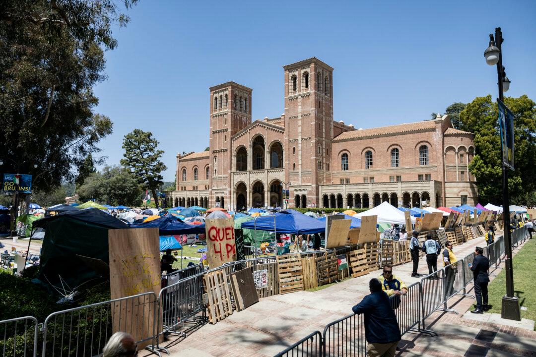 Police Arrest 50, Disperse Pro-Palestinian Camp at UC San Diego