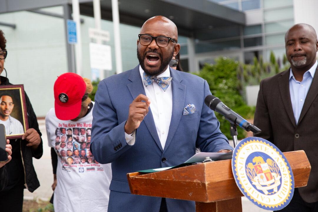 California Bill Would Give Black Applicants an Edge in Getting Occupational Licenses