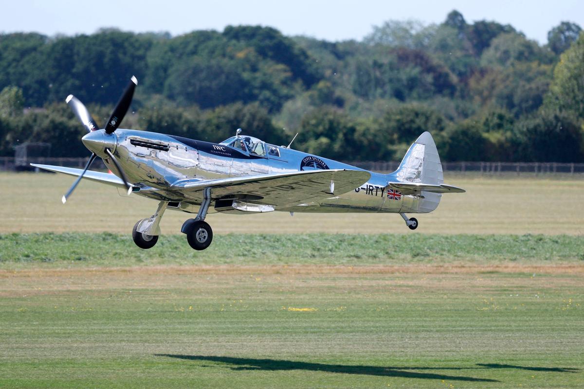 World War II-Era Spitfire Fighter Plane Crashes in Field in England, Killing Pilot