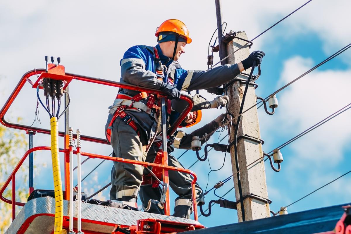 Ontario Announces Fast-Track Plan for Teens to Enter the Trades