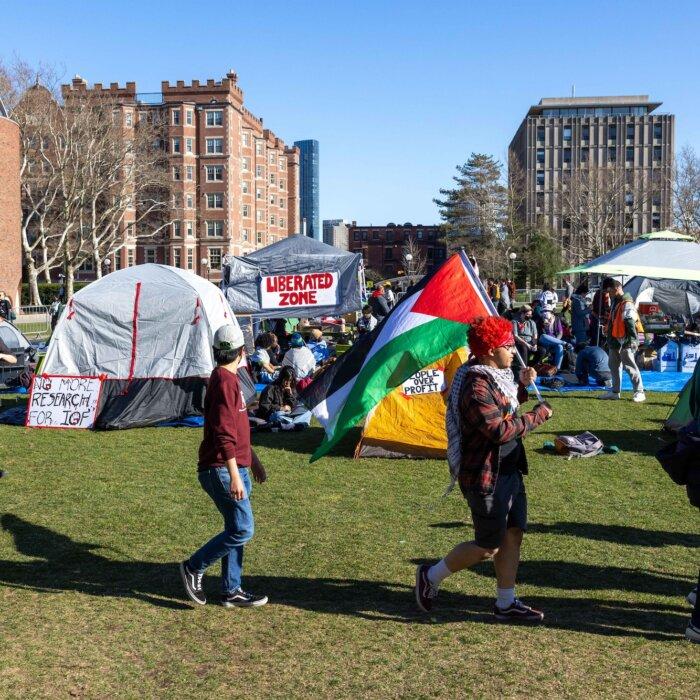 Harvard, MIT Order Students to End Encampments or Face Suspension