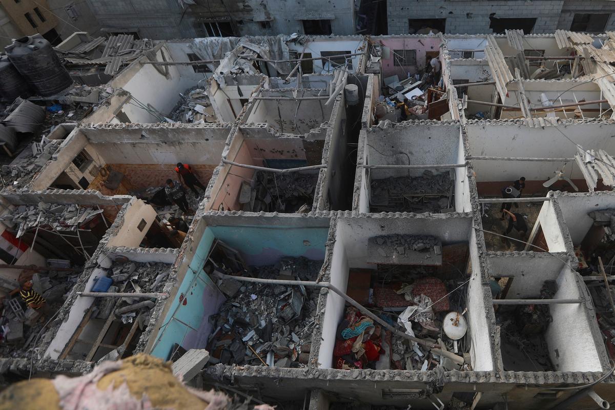 Israel Seizes Gaza’s Vital Rafah Crossing, but the US Says It Isn’t the Full Invasion Many Fear
