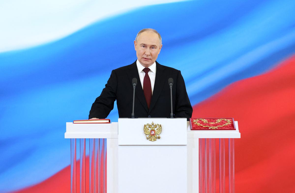 Russia’s Putin Sworn in for Fifth Term, Reiterates Call for ‘Multipolar World Order’