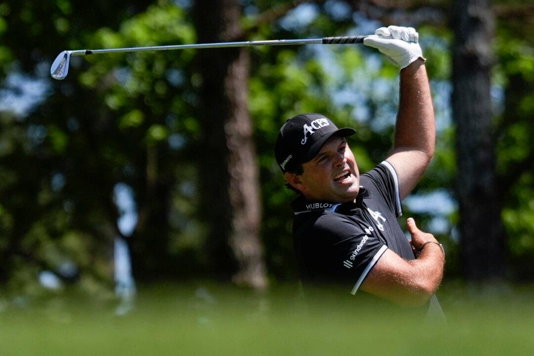 PGA Championship Invites Seven LIV Players to Get Top 100 in the World