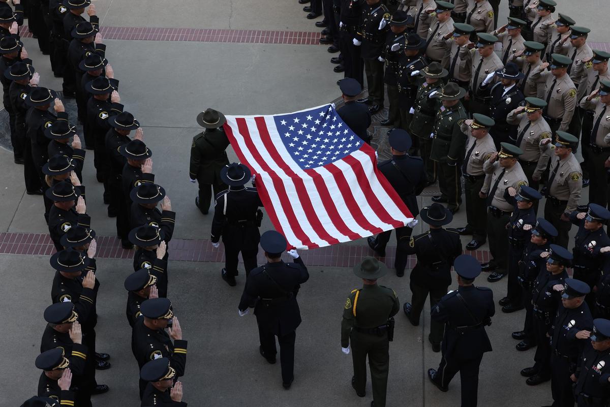 Newsom Honors Fallen California Peace Officers at Annual Memorial Ceremony