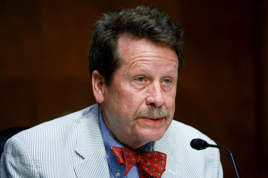 FDA Preparing for Possible Bird Flu Spread Among Humans: Commissioner