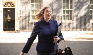 Commons Leader Publishes Guide to ‘Conspiracy Theories’ for MPs