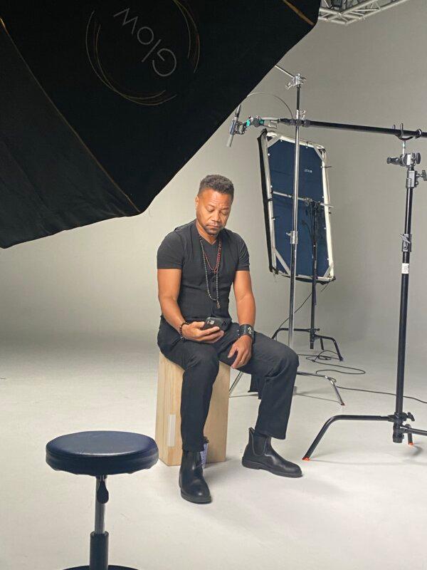 Cuba Gooding Jr. on the set of the filming of a promotional video for his forthcoming film, “The Firing Squad,” on May 5, 2024. (Keith Chu/Epoch Times)