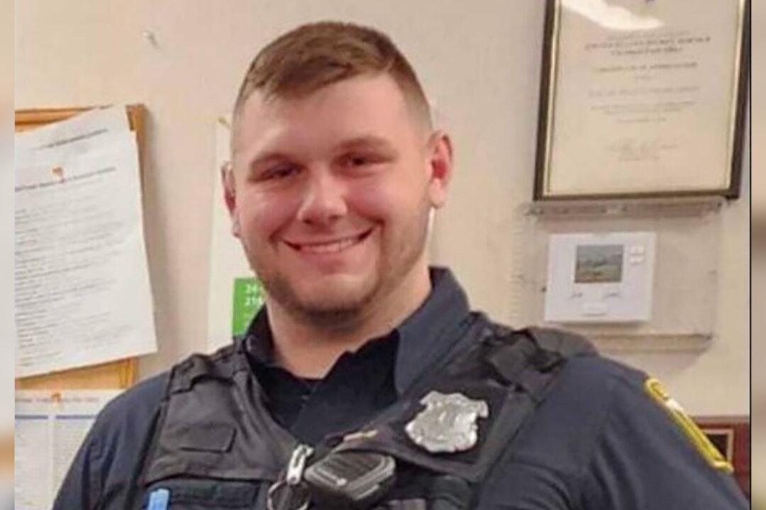 Ohio Officer Killed in Ambush, Suspect Found Dead After Standoff