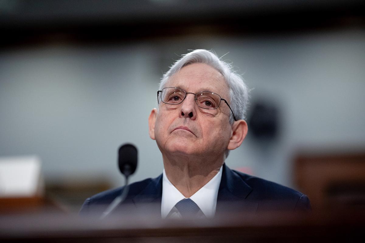 News Brief: Gag Orders, High Court Rulings, Border Security Alerts, and COVID-19 Distancing Revelations