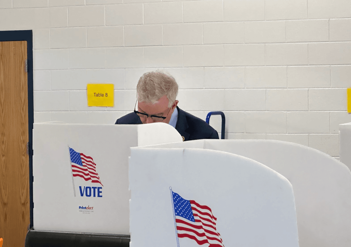 Rep. David Trone (D-Md.), who is running for the U.S. Senate, casts his ballot on May 14 at Potomac Elementary School in Potomac, Md. (Jackson Richman/Epoch Times)