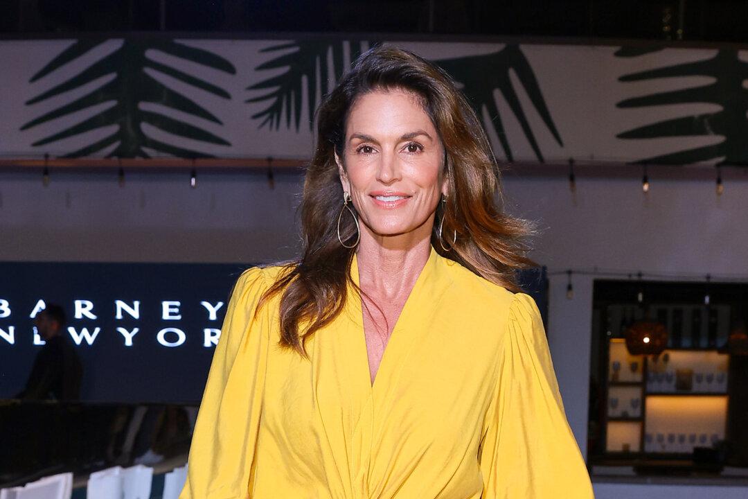Supermodel Cindy Crawford, Kaia Gerber Granted Restraining Orders Against Alleged Stalker Who Threatened Family