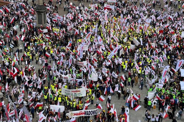 Trade union 'Solidarnosc' and Polish farmers protest against the EU Green Deal in Warsaw, Poland, on May 10, 2024. (Reuters/Kuba Stezycki)