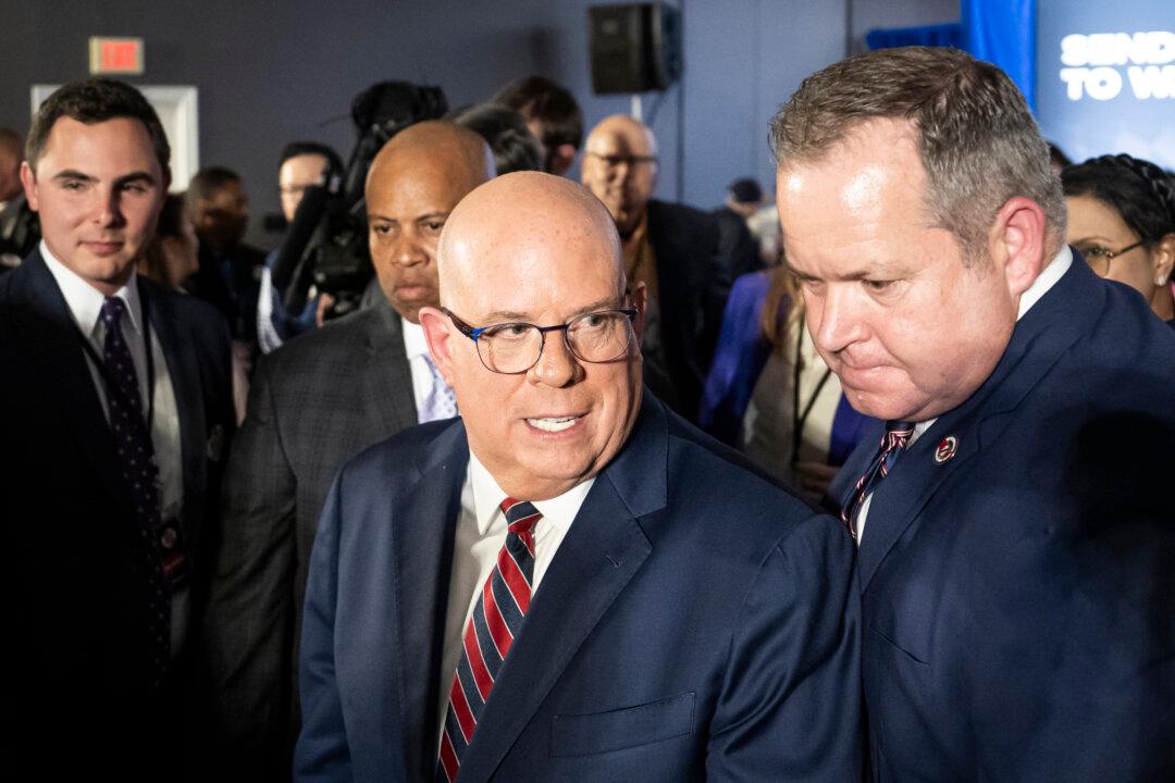 Maryland Senate Candidate Larry Hogan Says Republicans Can’t Count on His Vote in Senate