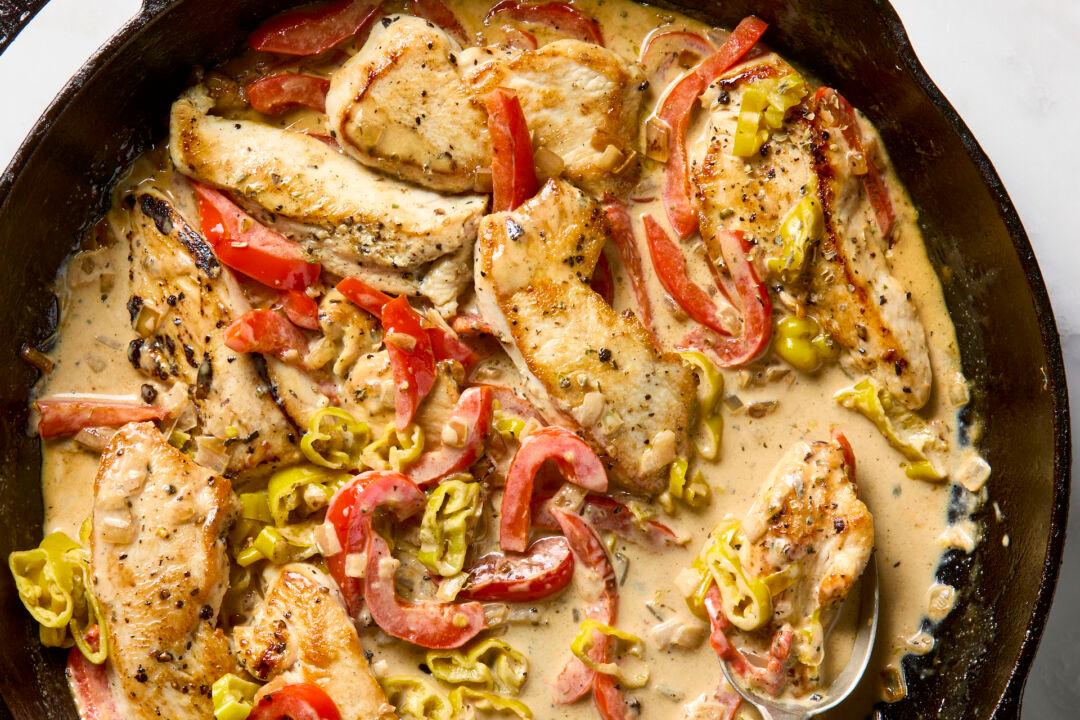 Pepperoncini Chicken Is so Good, I’ve Made It for Dinner 3 Weeks Straight