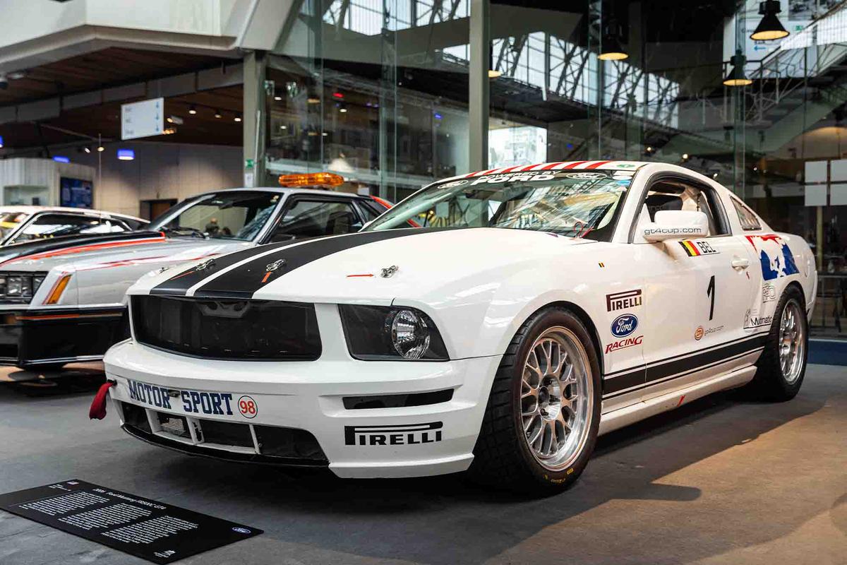 A fifth-generation Mustang showcases the classic look brought back by popular demand. (Courtesy of Autoworld Brussels)