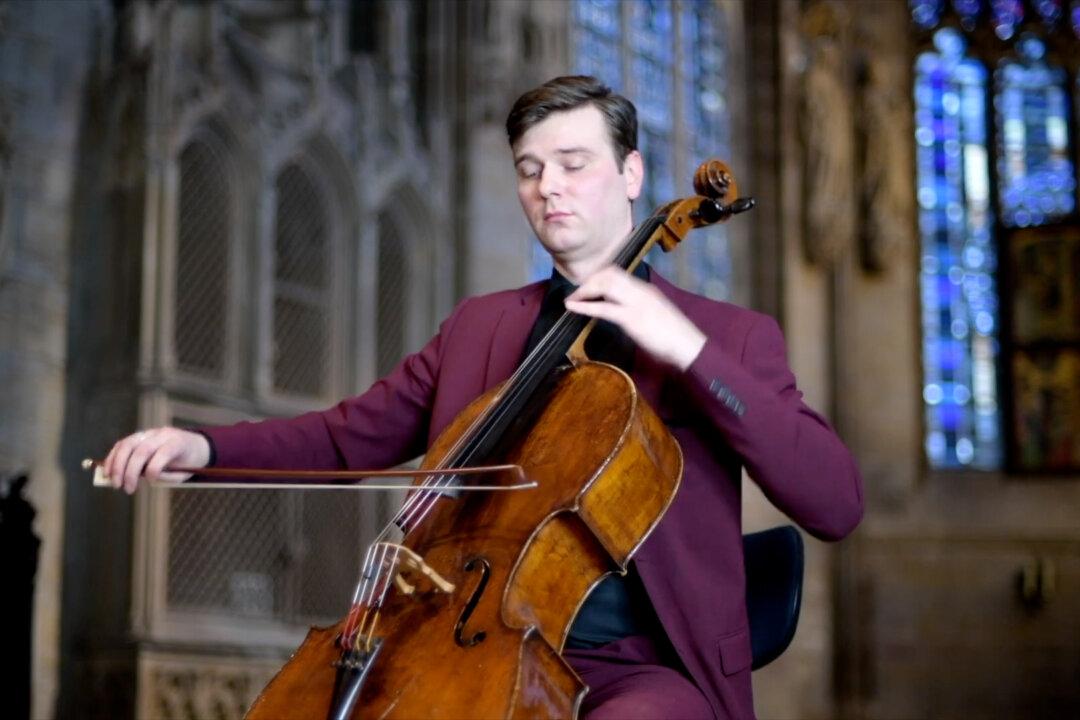 Johann Sebastian Bach: Suite for Violoncello, Solo No. 2 in D Minor | Johannes Raab