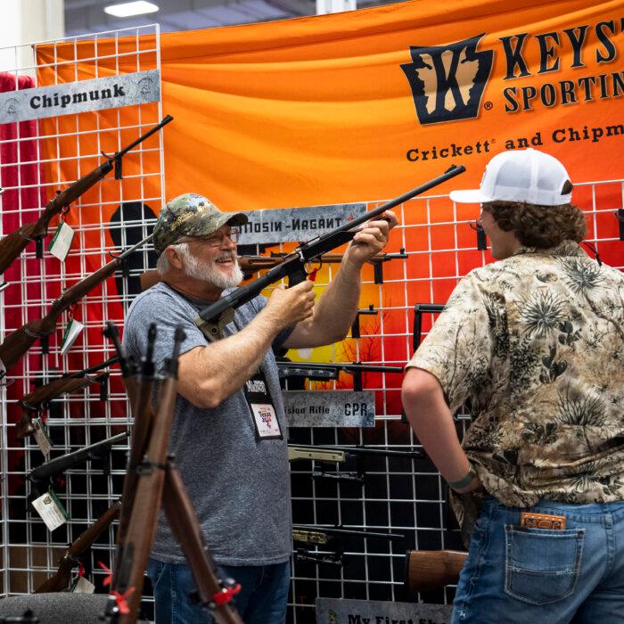 NRA Members Gather in Dallas, Promise to Continue Supporting Its Gun Rights Mission