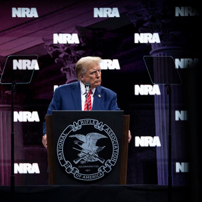 Trump Highlights 2nd Amendment as Vital Amid Illegal Immigration Crisis