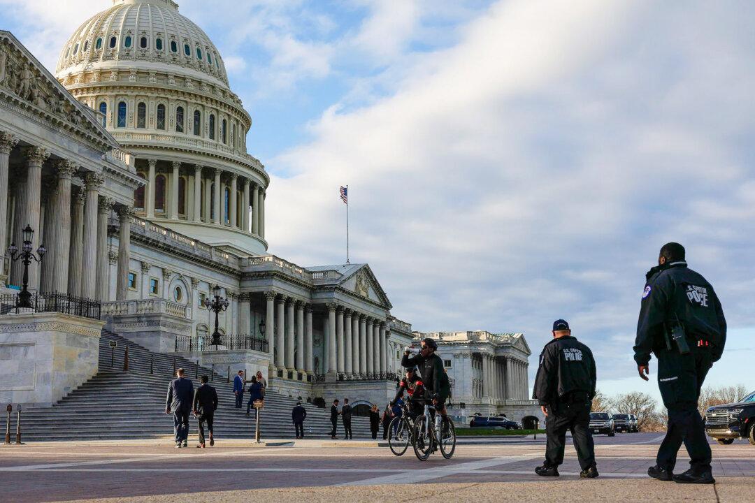 DC Judge Sides With Pastor, Declares US Capitol’s Eastern Steps a Free Speech Zone