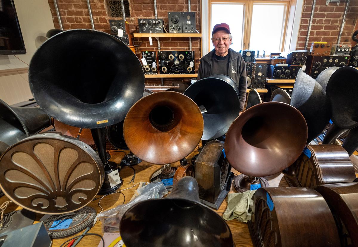 The History of Radio Is Thriving in This Fascinating, Hidden Bay Area Museum