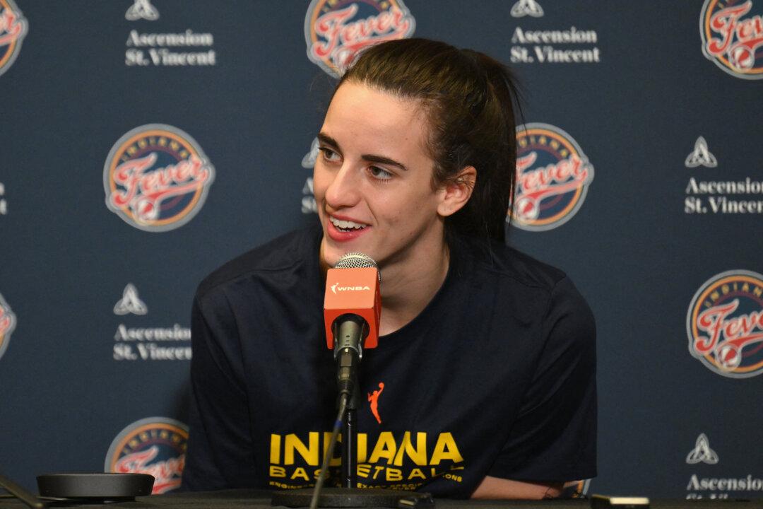 Caitlin Clark Just Did Something That Only Michael Jordan Has Done