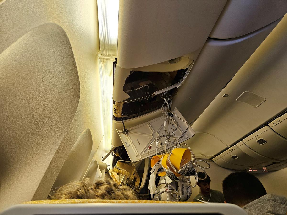 Singapore Airlines Plane Made ‘Dramatic Drop’, People Flung Upwards, Say Passengers