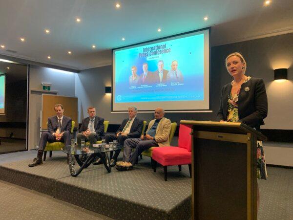 The Aligned Council of Australia hosts a press conference on the pandemic treaty in Melbourne, Australia on May 11, 2024. (L-R) Dr. David Bell, Law Professor Augusto Zimmermann, Dr. Ian Brighthope, Professor Ramesh Thakur, and host Katie Ashby-Coppins. (Henry Jom/The Epoch Times)