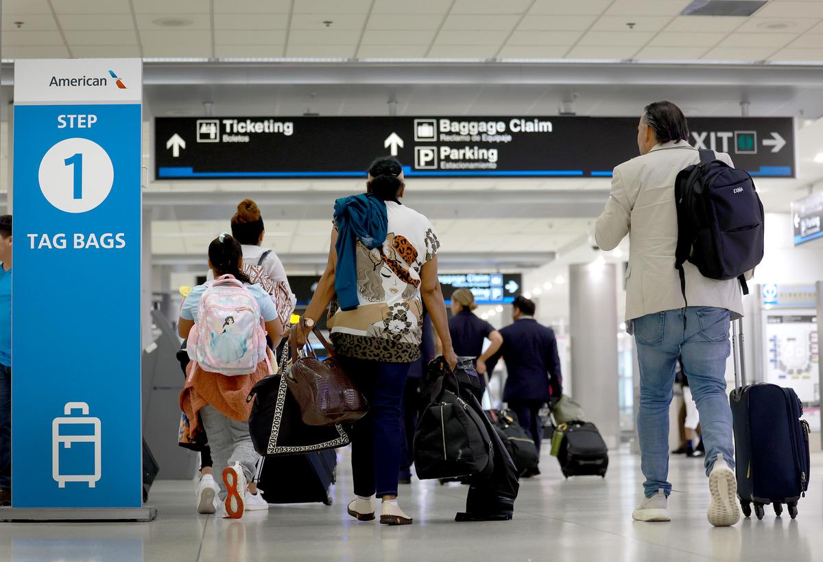 Friday Airline Travel Sets Record for Passenger Screenings: TSA