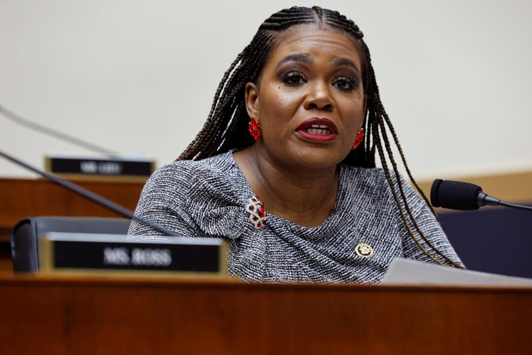 Missouri Democrat Cori Bush Launches Bid to Reclaim House Seat