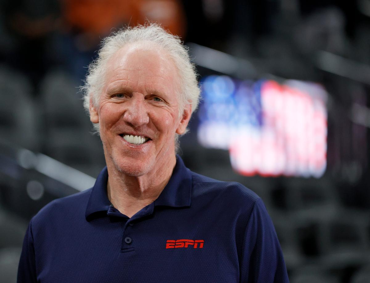 Basketball Hall of Famer Bill Walton Dies at 71