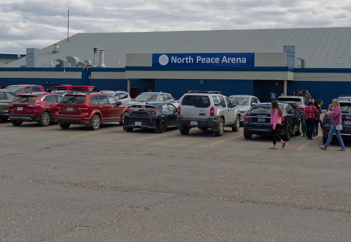 Wildfire Near Fort Nelson, BC, Is Being Held, as Evacuation Order Ends