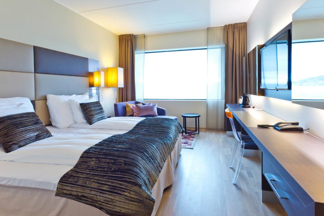 Ed Perkins on Travel: Sorry, No Room, No Car