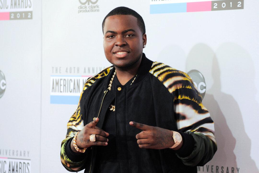 Rapper Sean Kingston Agrees to Return to Florida, Where He and Mother Are Charged With $1 Million in Fraud