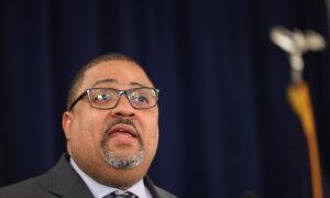 Bragg Wonât Reveal Whether Prosecutors Will Seek Trump Prison Sentence