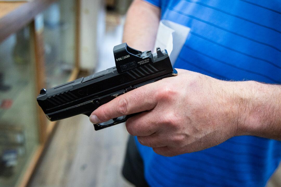 Stefanik, Issa Reintroduce Bill to Ban Handgun Roster Restrictions in States