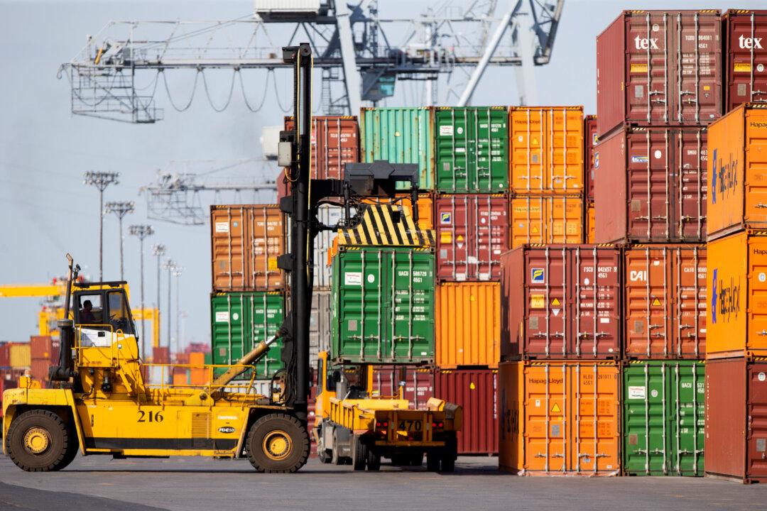 67% of Canadian Businesses Can Survive Trade War Lasting More Than 1 Year: Survey