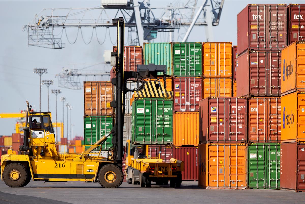 67% of Canadian Businesses Can Survive Trade War Lasting More Than 1 Year: Survey