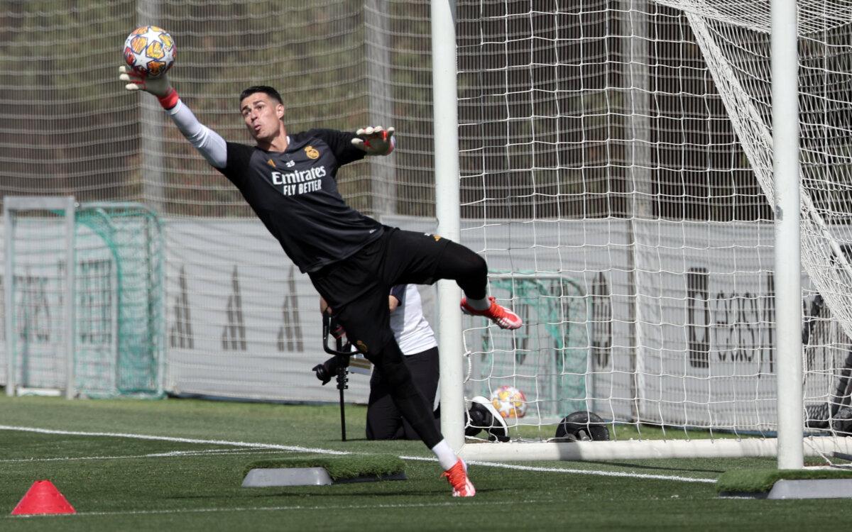 Real Madrid's Ukrainian goalkeeper #13 Andriy Lunin attends a training session at the Santiago Bernabeu stadium in Madrid ahead of their Champions League final football match against Borussia Dortmund on May 27, 2024. (Thomas Coex/AFP via Getty Images)