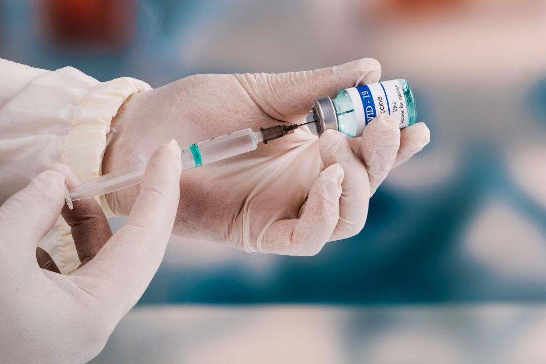 Health Minister Supports Having ‘As Many COVID Vaccines on the Market as Possible’