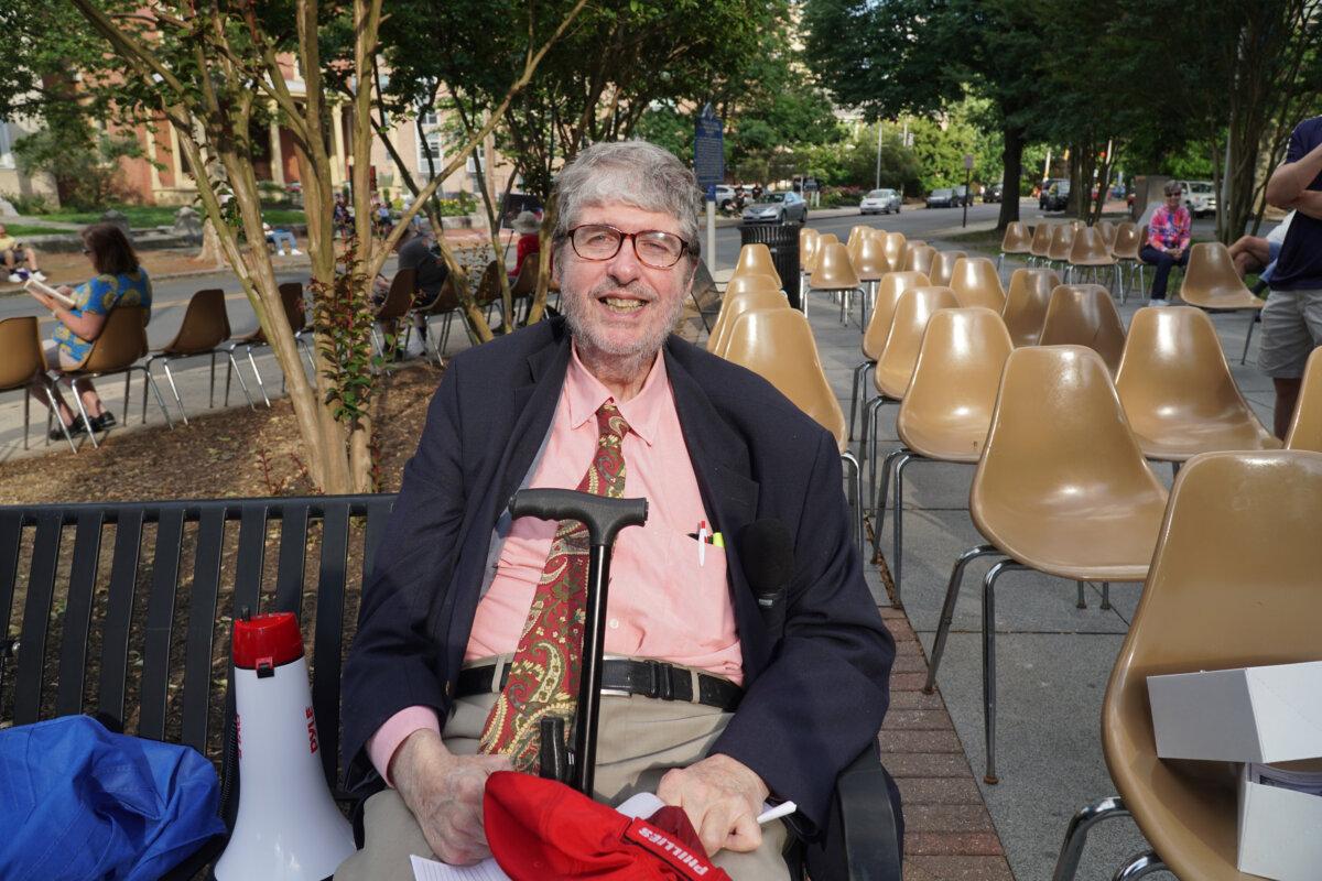 John Flaherty, executive director of the Wilmington Memorial Day Committee at the 157th Wilmington Memorial Day parade and ceremony, May 30, 2024. (Lily Sun/The Epoch Times)