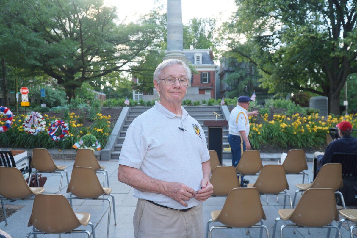 Thomas Kenney, chair of Wilmington Memorial Day Committee at the 157th Wilmington Memorial Day parade and ceremony, May 30, 2024. (Lily Sun/The Epoch Times)