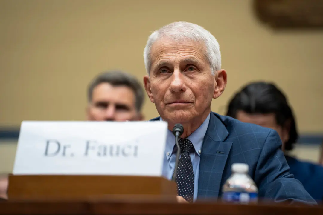Scientists Receiving NIH Money Nominated Fauci for Prizes: Emails