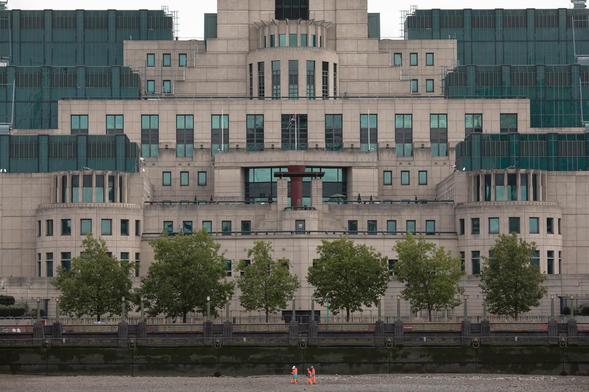 Britain’s MI6 to Use Dark Web to Find New Recruits