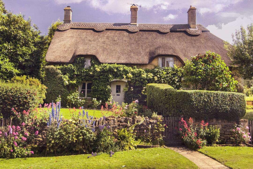 Aged Patina: How to Make Your Garden Look Older