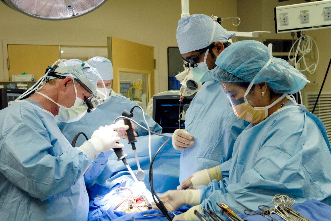 CMS Proposes 2.8 Percent Cut to Medicare Physician Fees