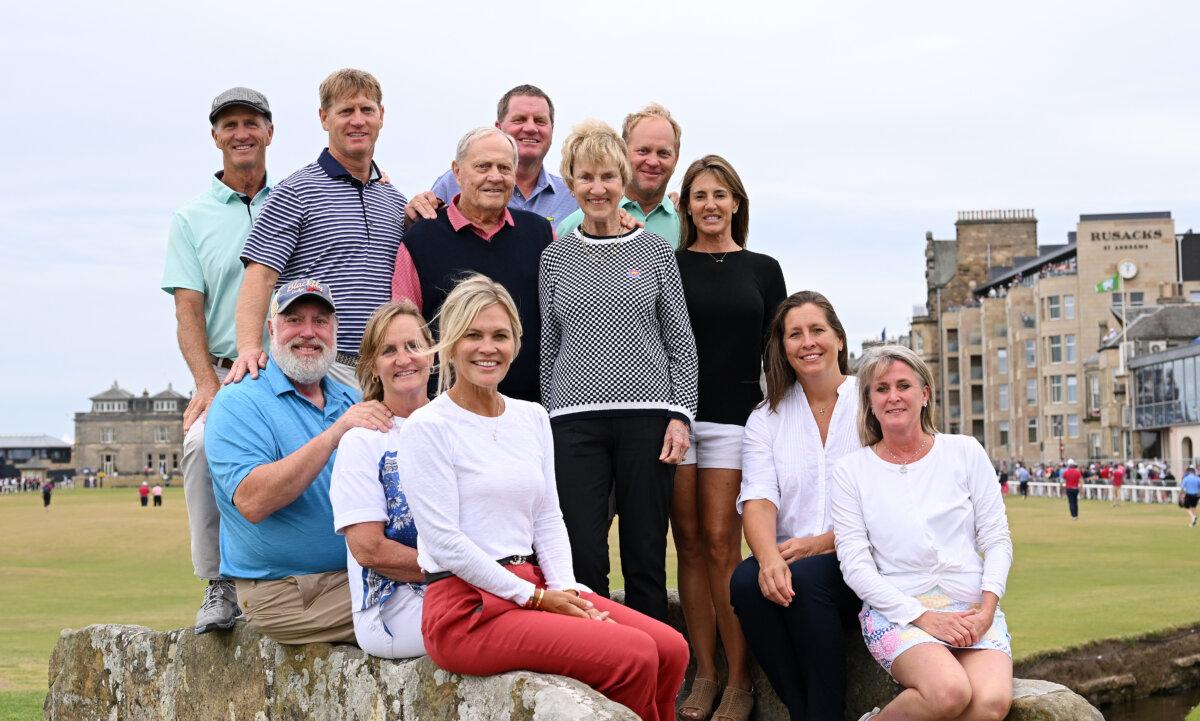 Jack Nicklaus (C) poses for a photo alongside his family on the 18th during the Celebration of Champions Challenge during a practice round prior to The 150th Open at St Andrews Old Course on July 11, 2022 in St Andrews, Scotland. (Ross Kinnaird/Getty Images)
