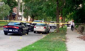 Man Charged With Killing Indiana Police Officer Dies in Prison While Awaiting Trial